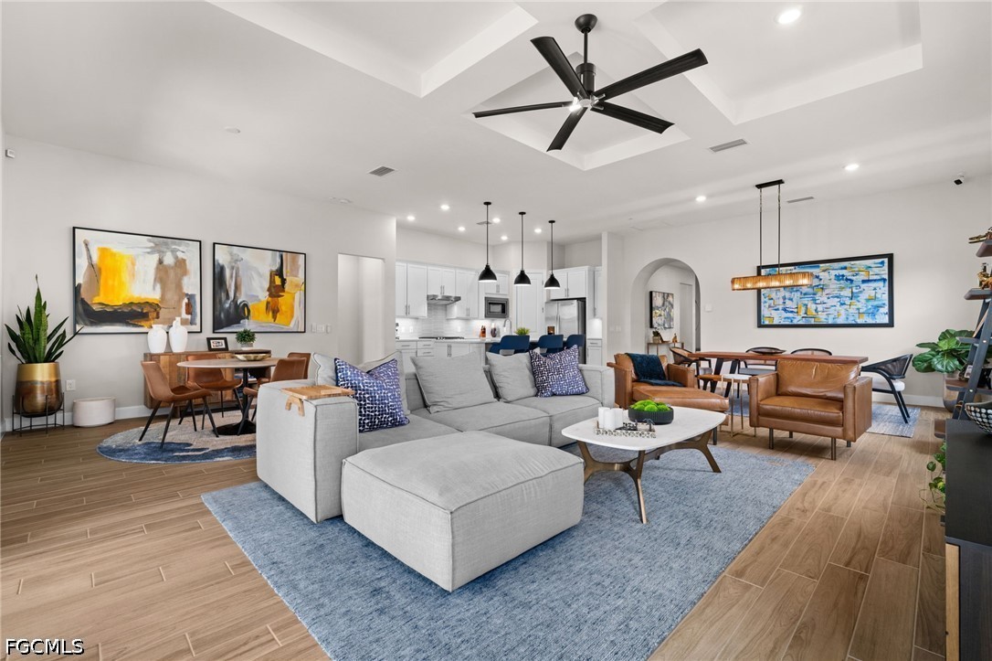 19025 Aqua Shore DR