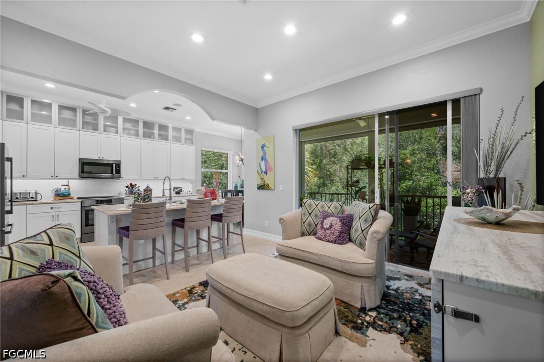 12089 Lucca ST 201