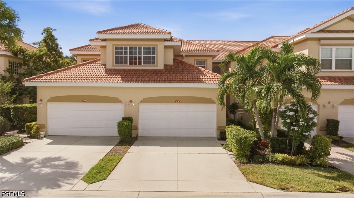 5111 W Hyde Park CT 101