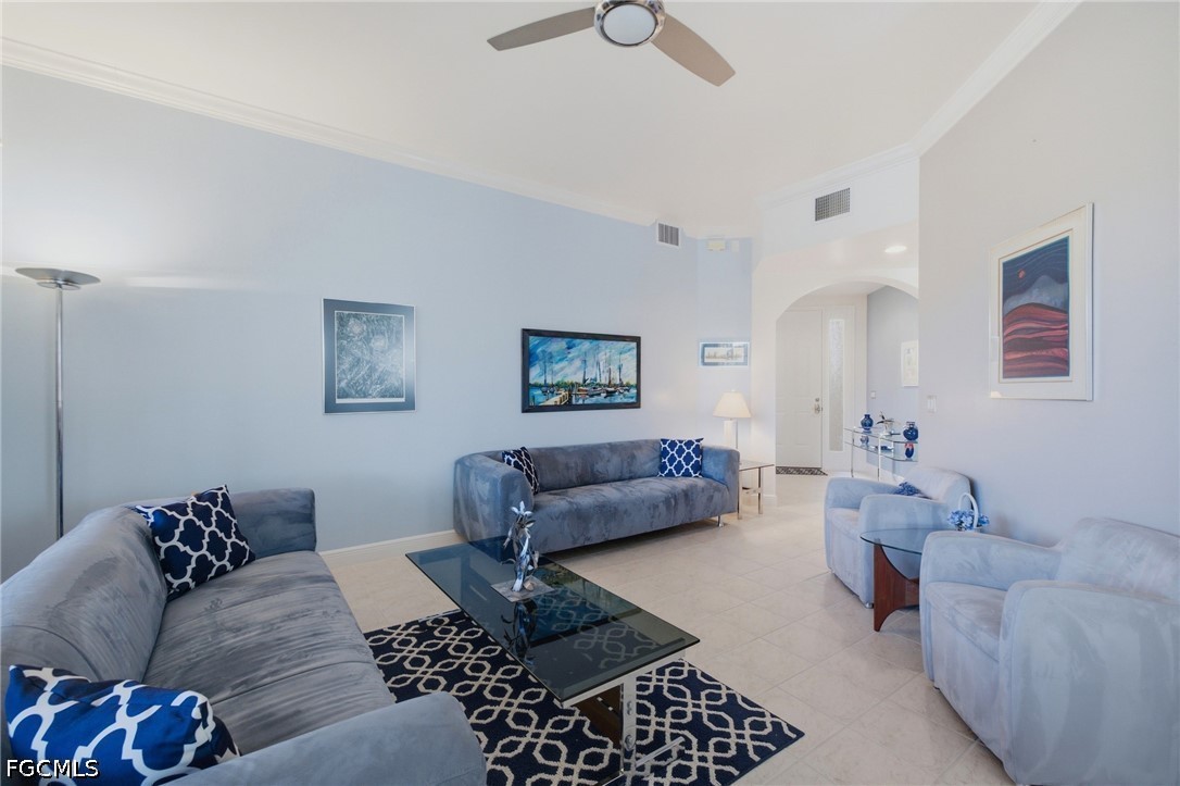 5111 W Hyde Park CT 101