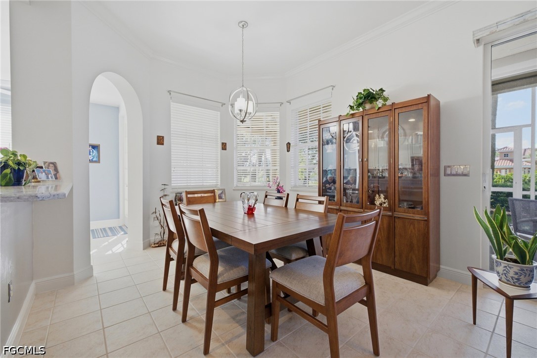 5111 W Hyde Park CT 101
