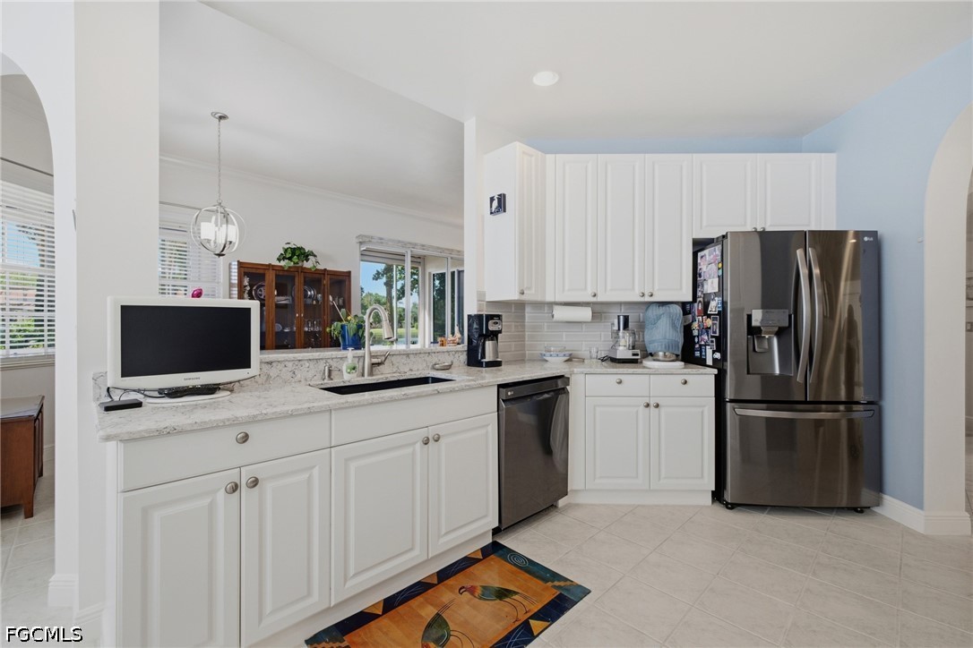 5111 W Hyde Park CT 101