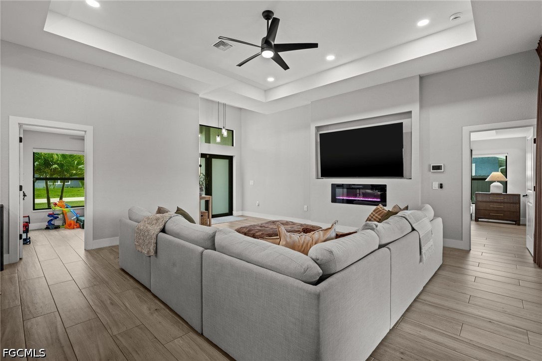 322 NW 5th ST