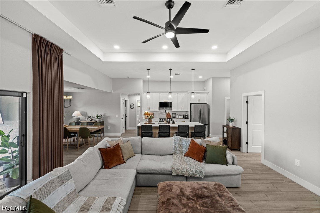 322 NW 5th ST