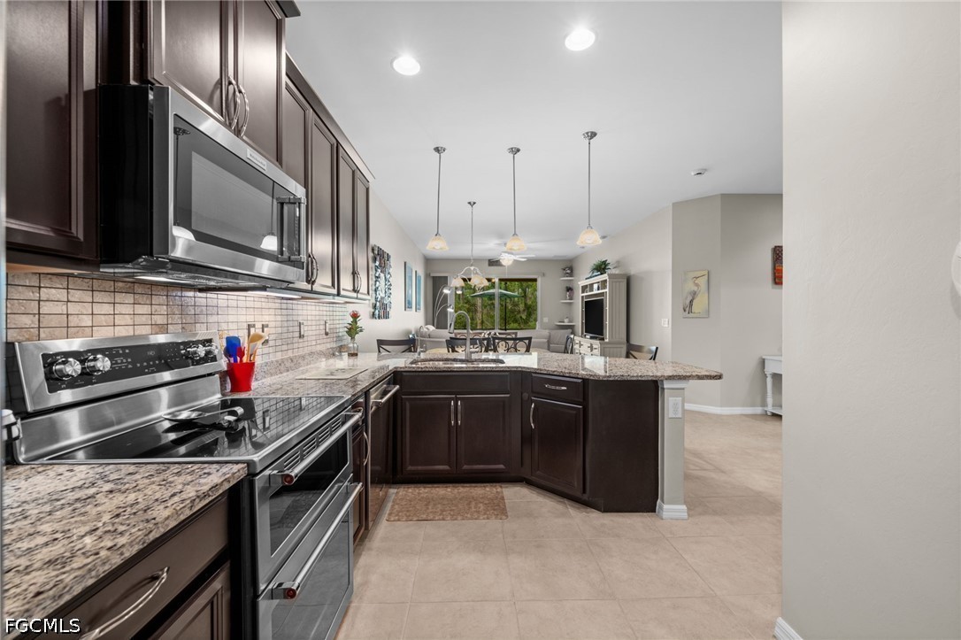 3105 Redstone CIR