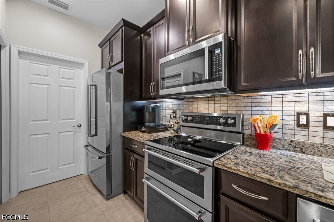 3105 Redstone CIR
