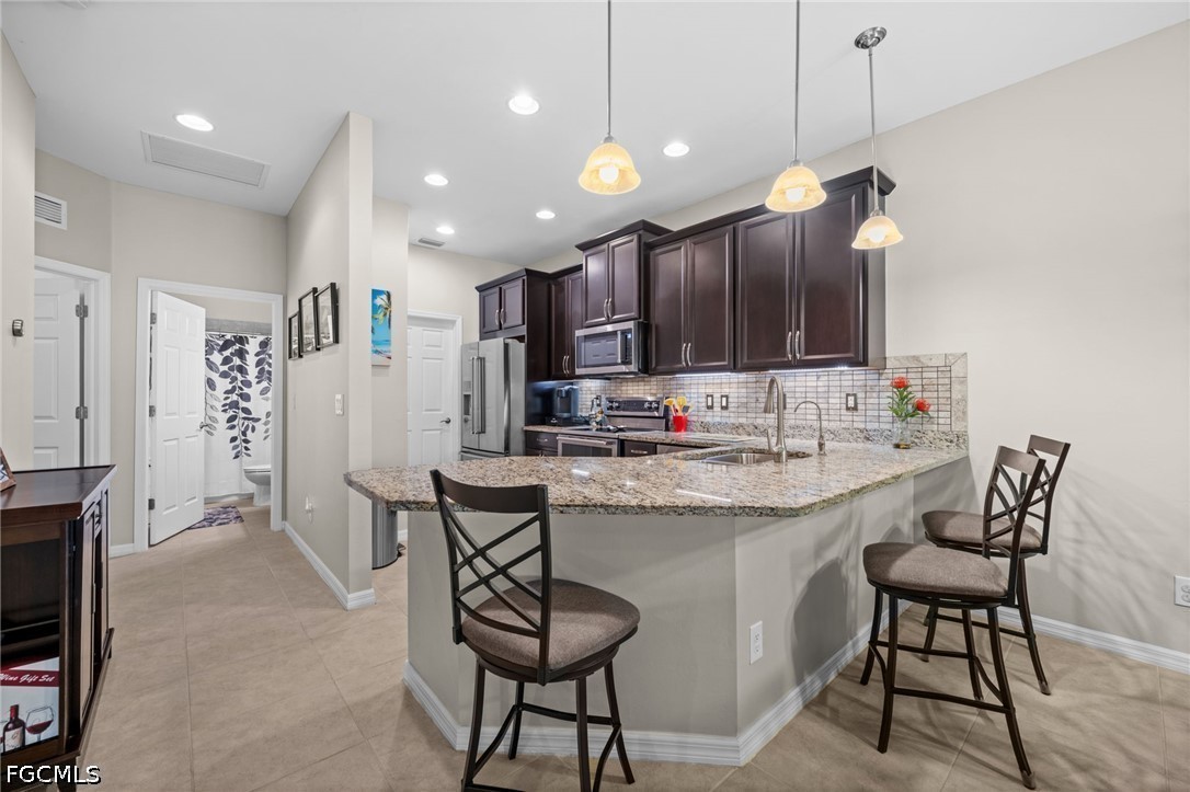 3105 Redstone CIR