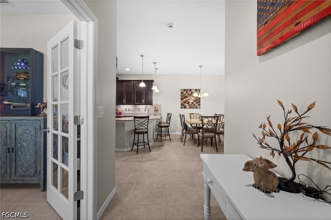 3105 Redstone CIR