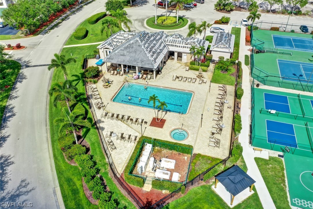 2242 Oxford Ridge CIR