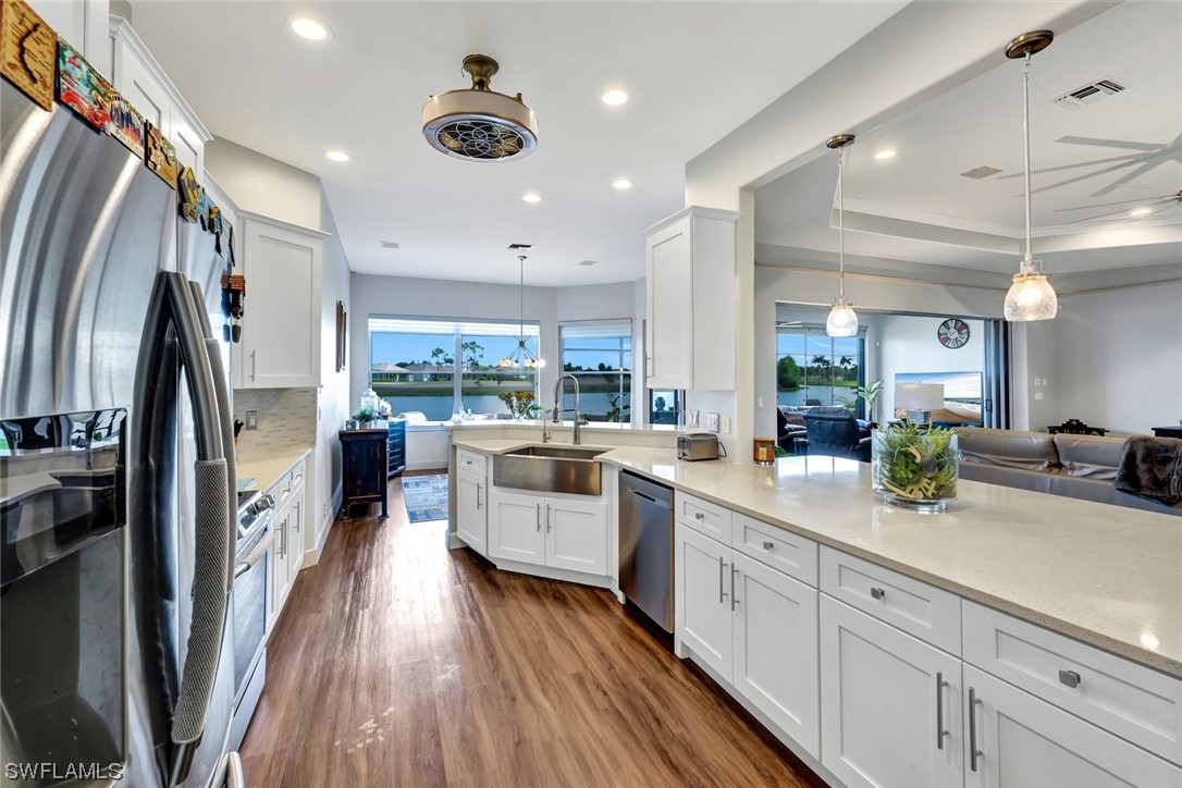 2242 Oxford Ridge CIR