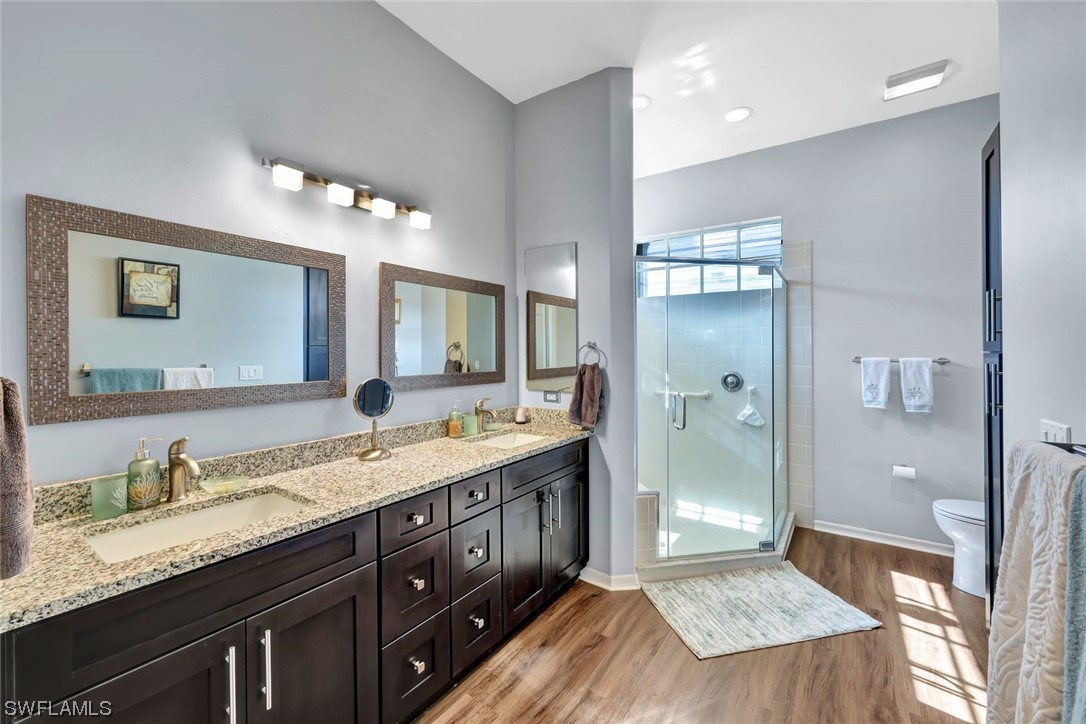 2242 Oxford Ridge CIR