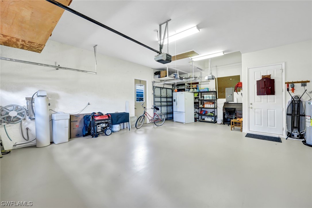 2242 Oxford Ridge CIR