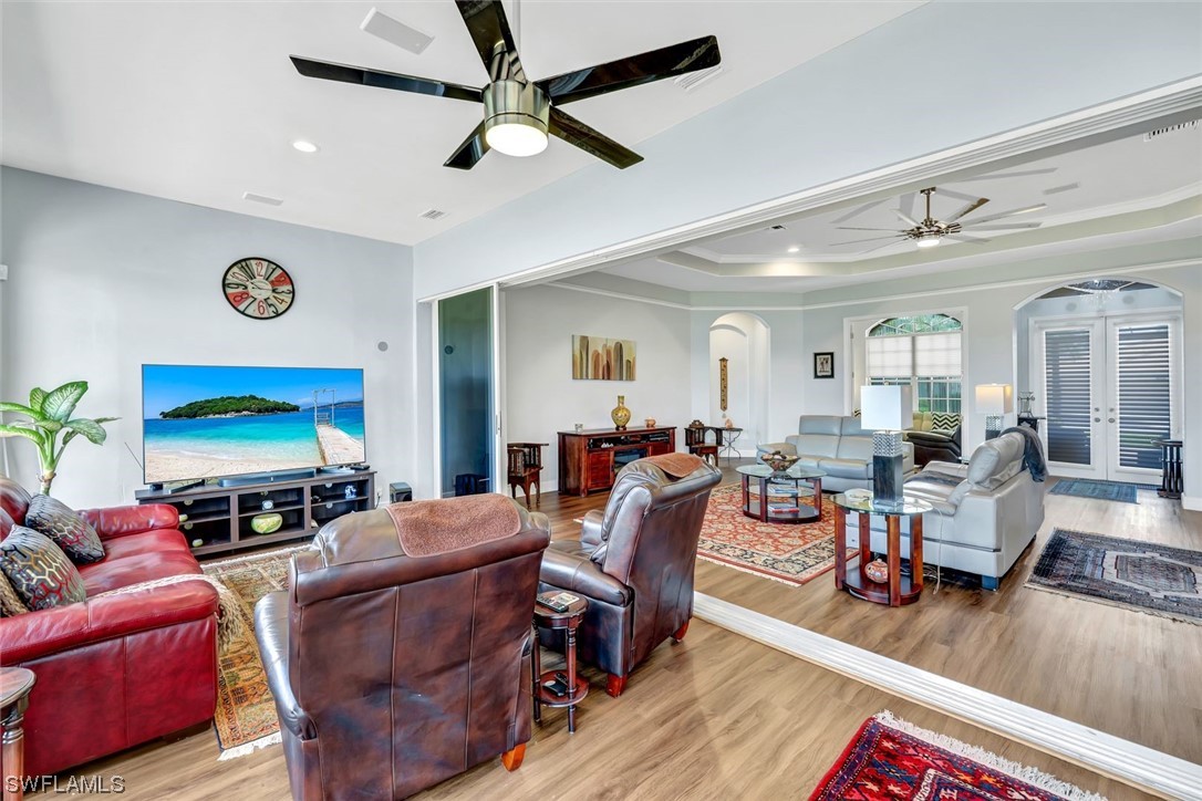 2242 Oxford Ridge CIR