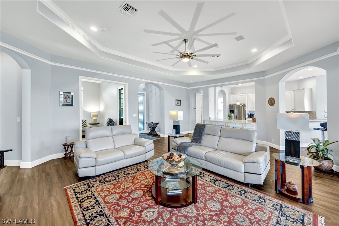 2242 Oxford Ridge CIR