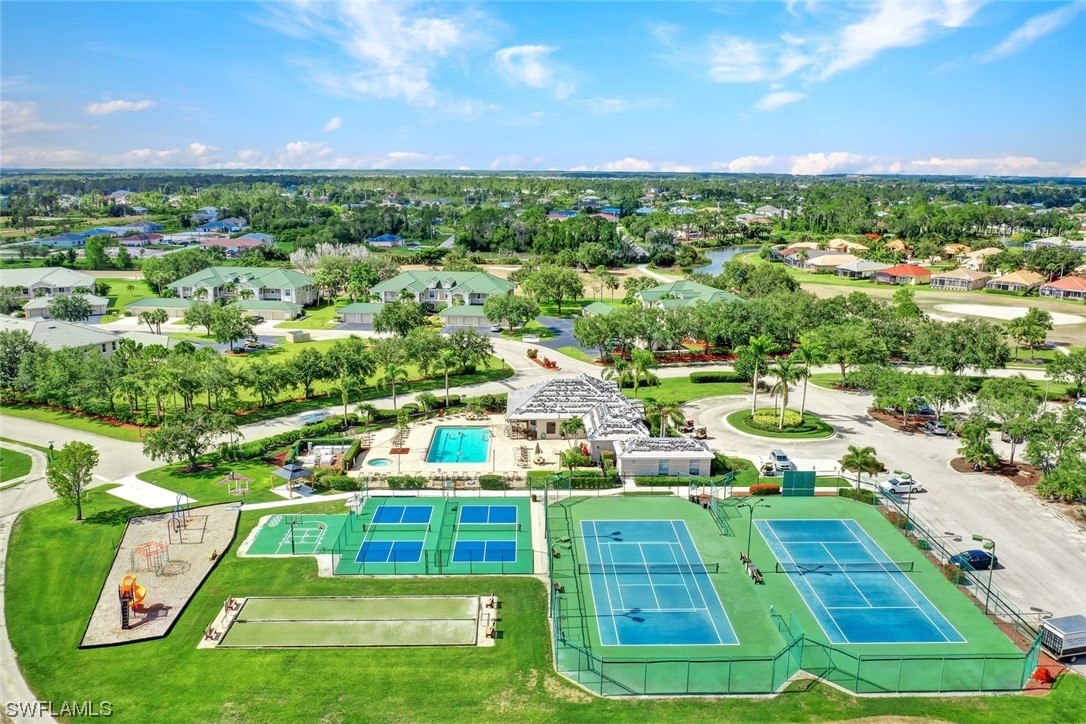 2242 Oxford Ridge CIR