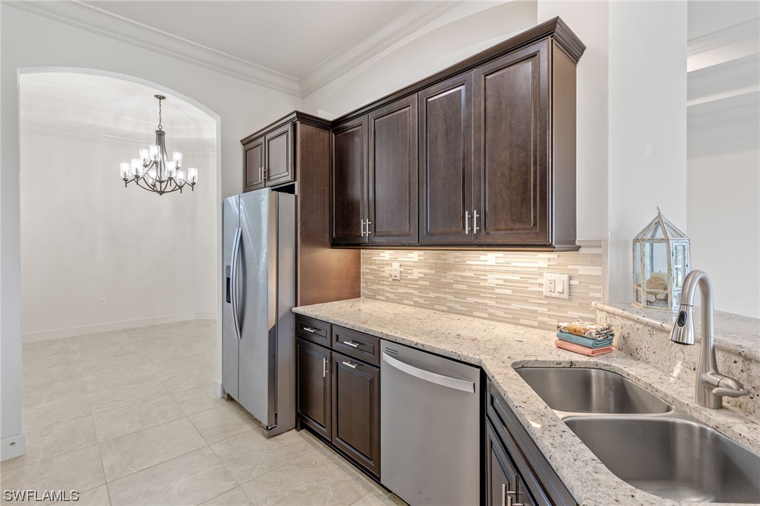 10201 Glastonbury Circle Unit: 202
