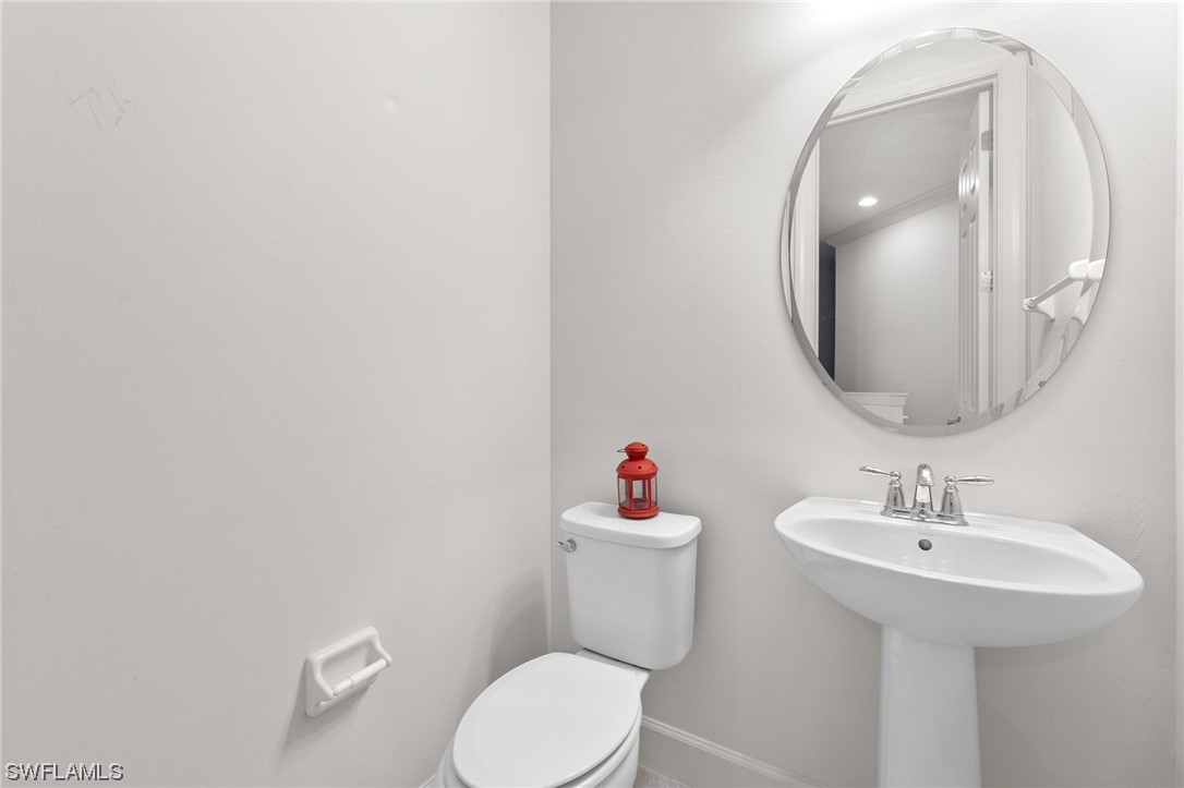10201 Glastonbury Circle Unit: 202