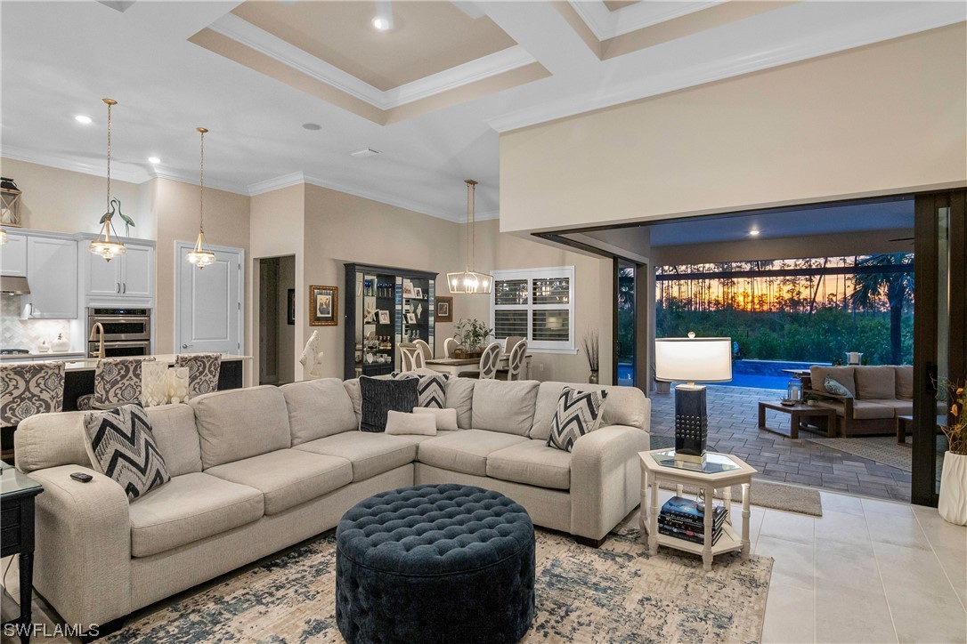 19024 Marquesa DR W