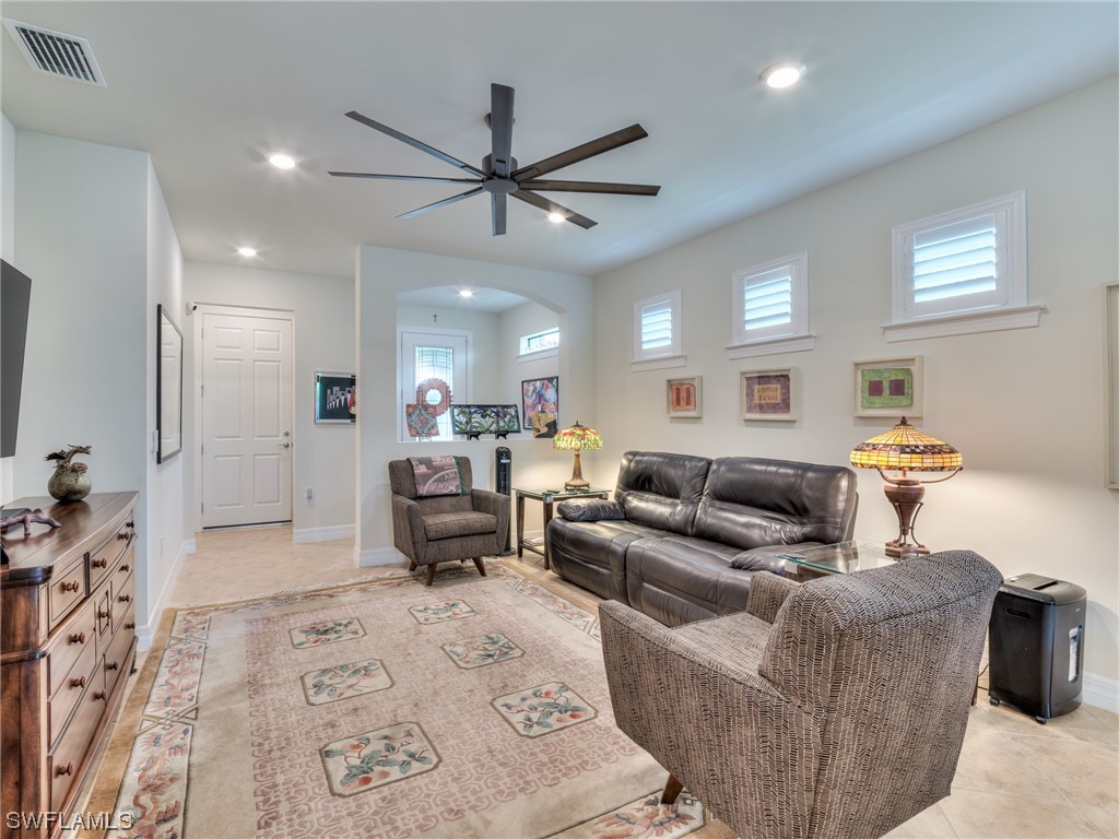 12051 Westmoreland WAY