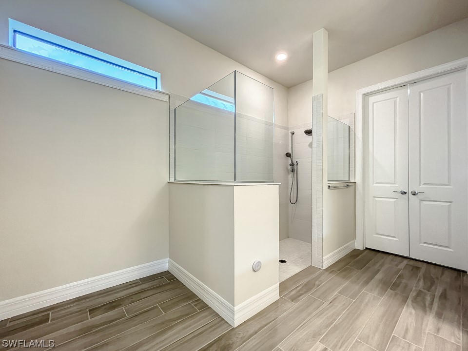 11477 Tiverton TRCE
