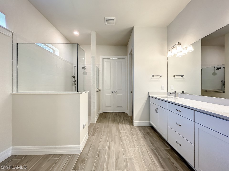 11477 Tiverton TRCE