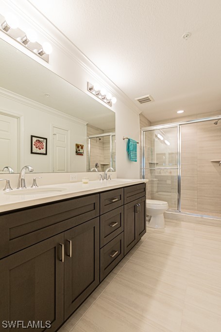 1143 Winding Pines CIR 104