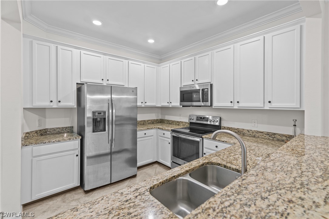 8879 Via Isola Court