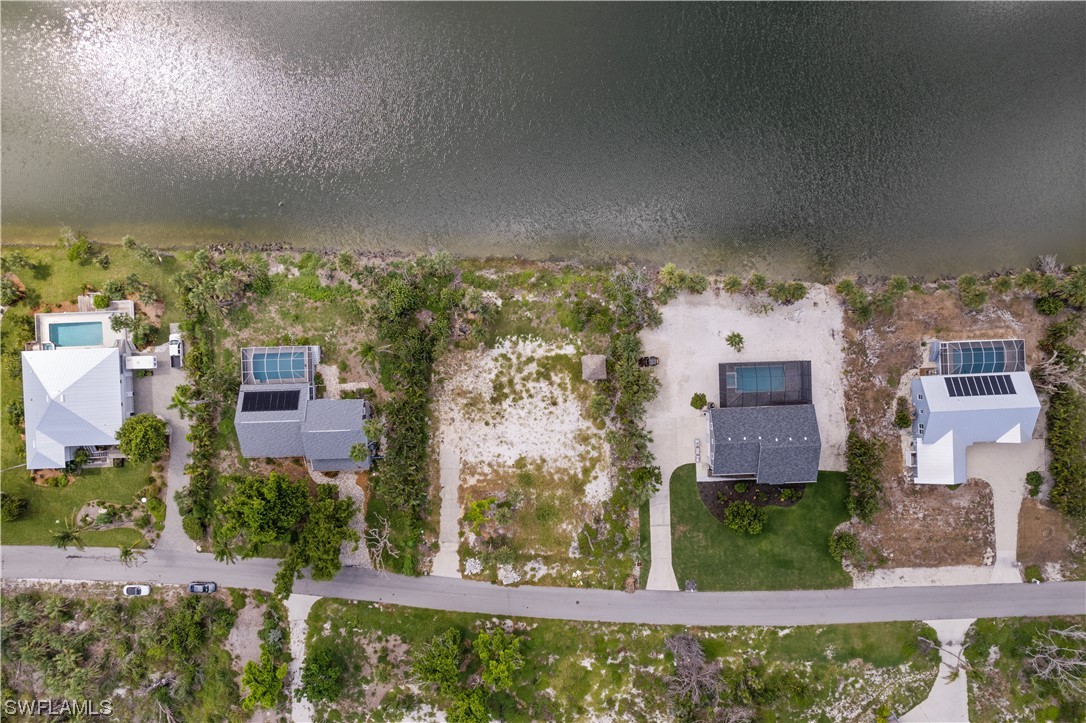 565 Lake Murex Circle