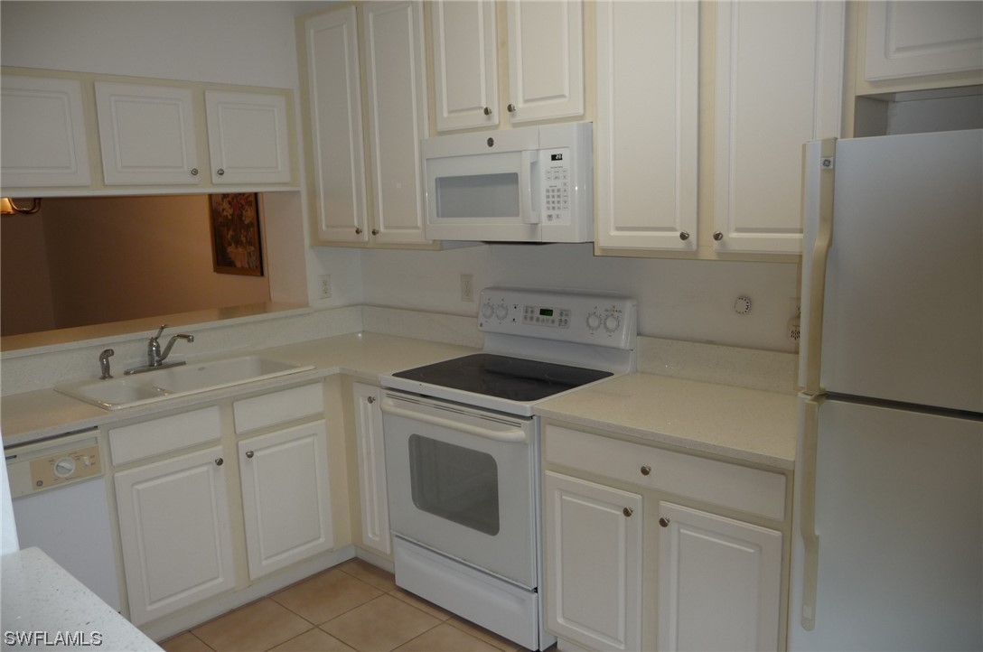 10080 Spyglass Hill LN