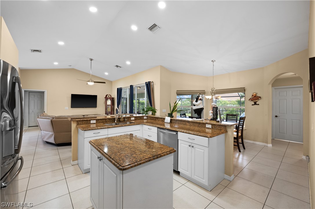 2122 SW 25th Terrace