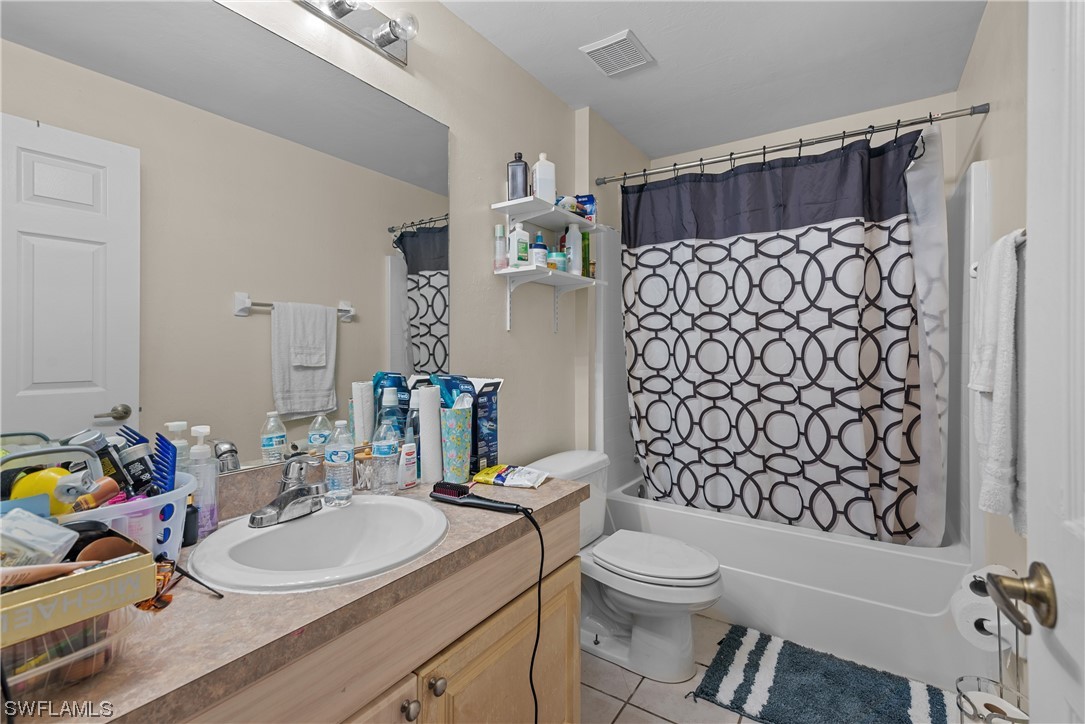 129-131 Jenna Avenue S