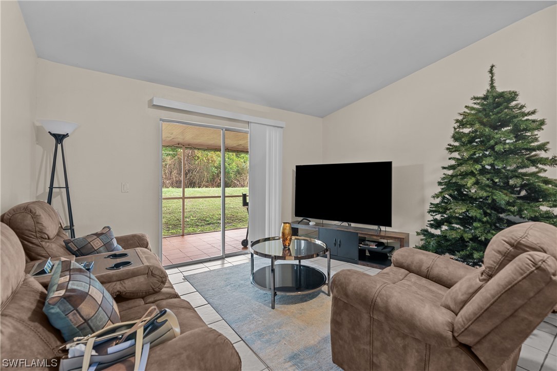 129-131 Jenna Avenue S