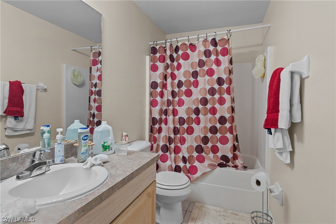 129-131 Jenna Avenue S