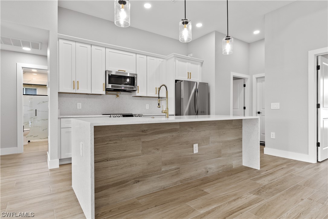 322 NW 5th ST