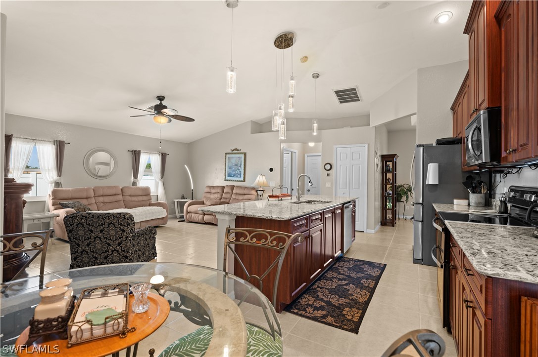 3042 NW 3rd PL