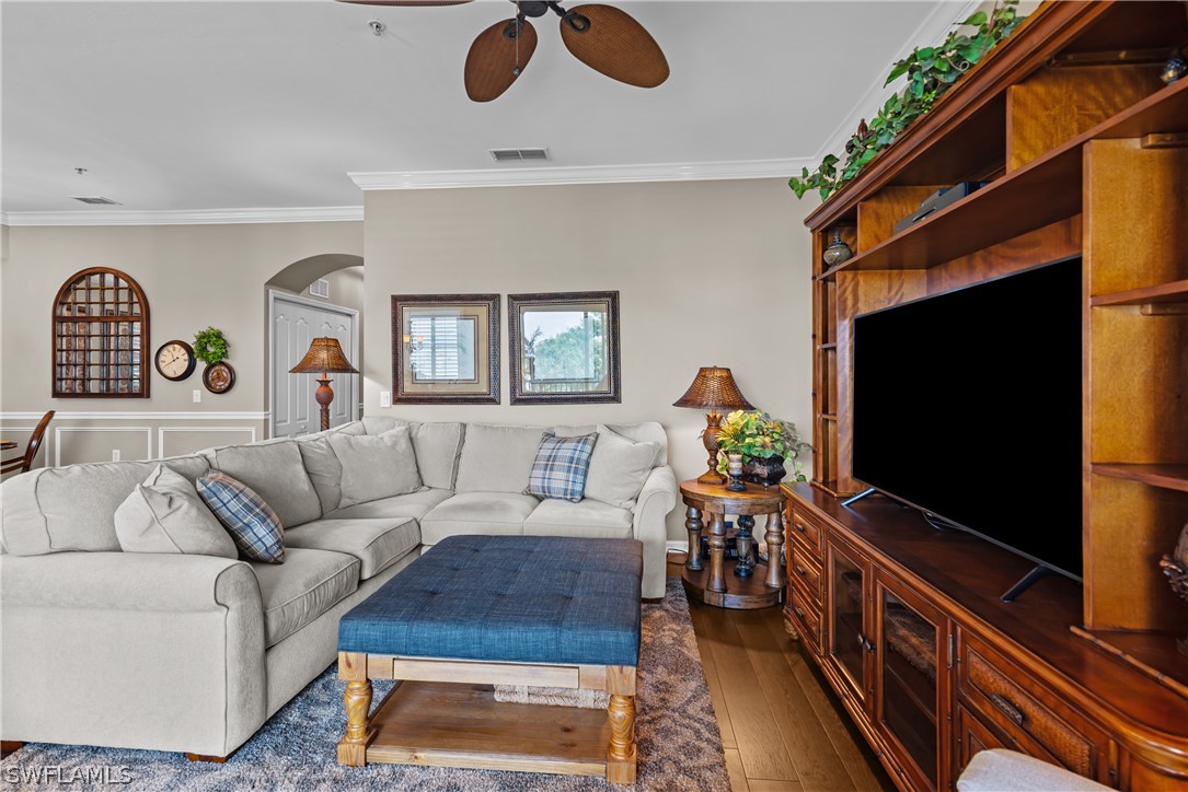 10390 Washingtonia Palm WAY 4442