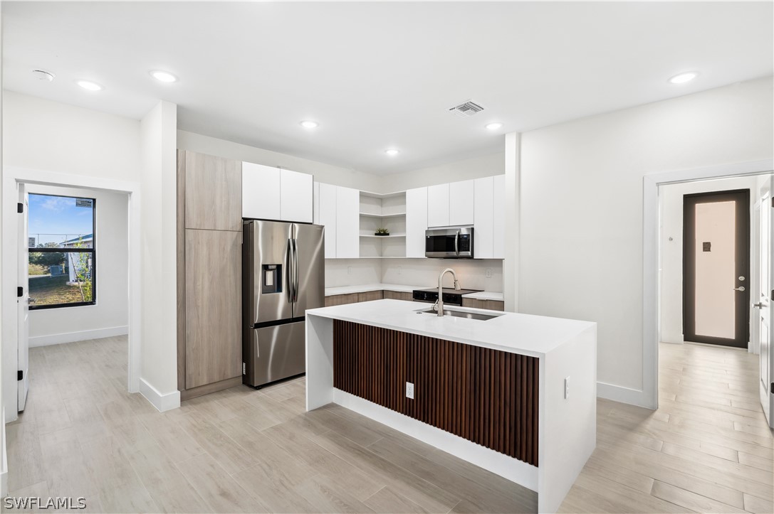 2232 NW 7th ST