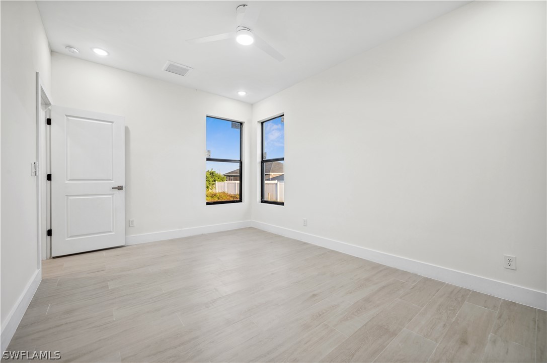 2232 NW 7th ST