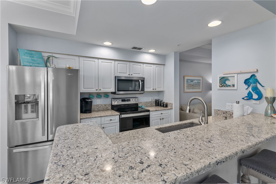 10390 Washingtonia Palm WAY 4422