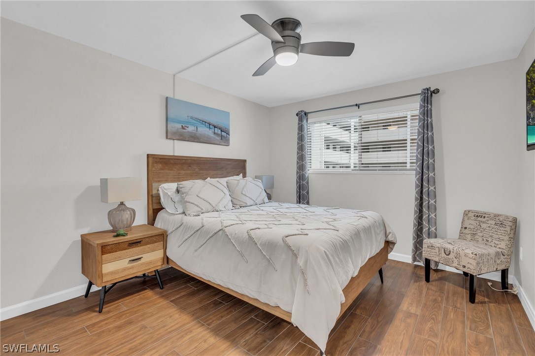 2121 Collier AVE 204