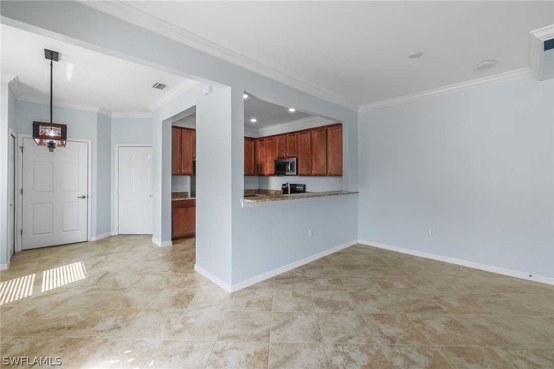 8894 Via Isola CT