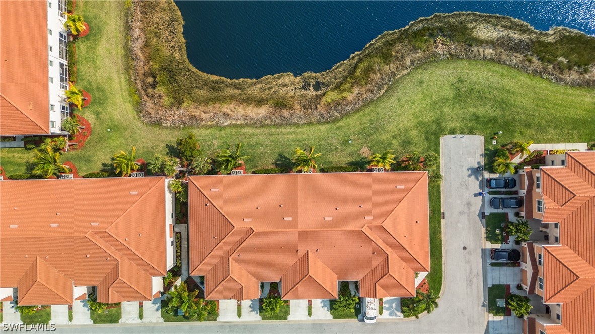 8894 Via Isola CT