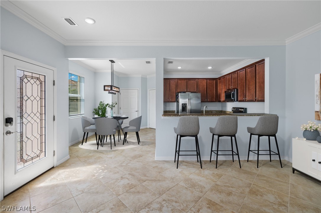 8894 Via Isola CT