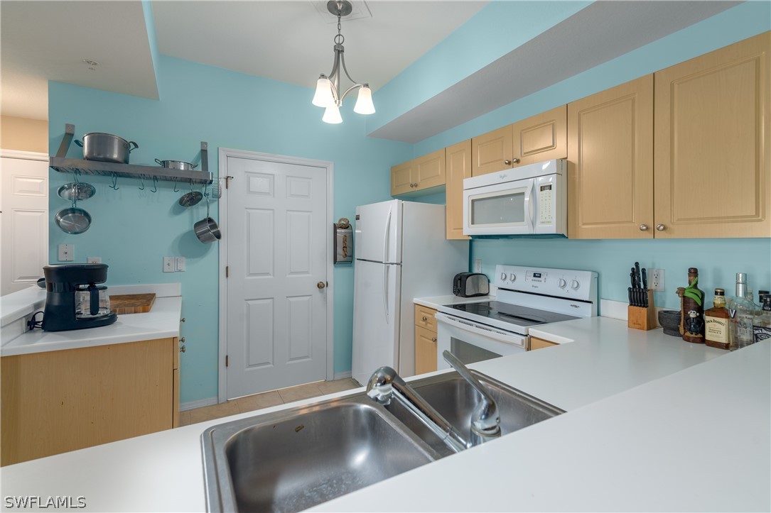 9045 Colby DR 2422