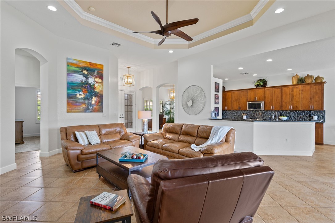11115 Laughton CIR