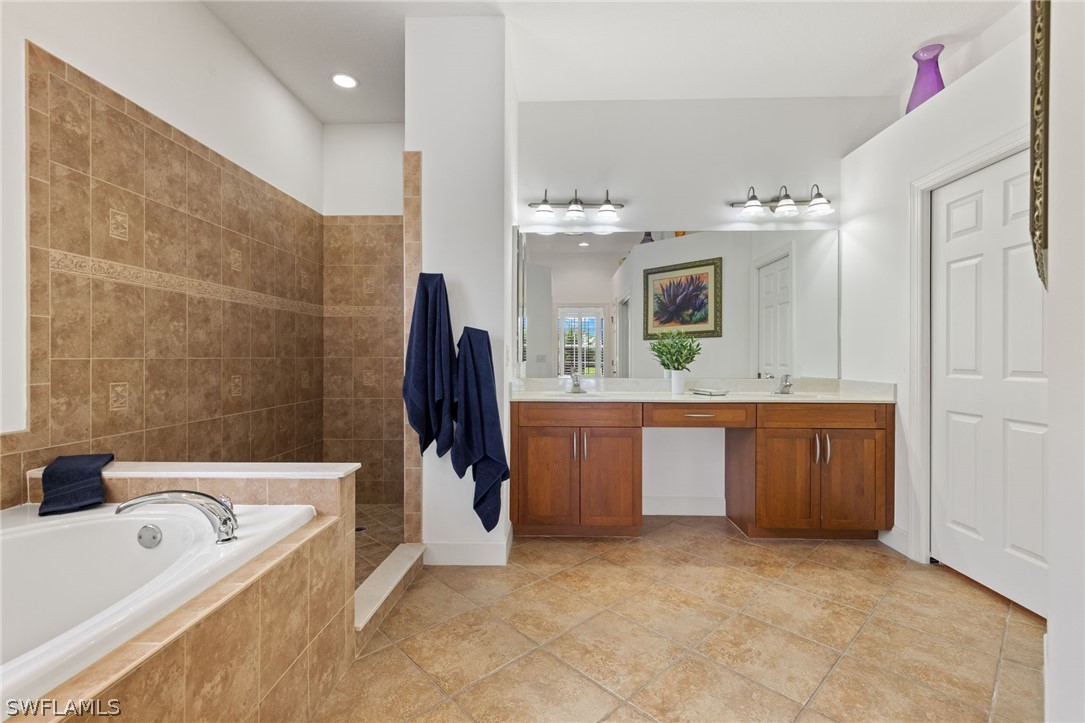 11115 Laughton CIR