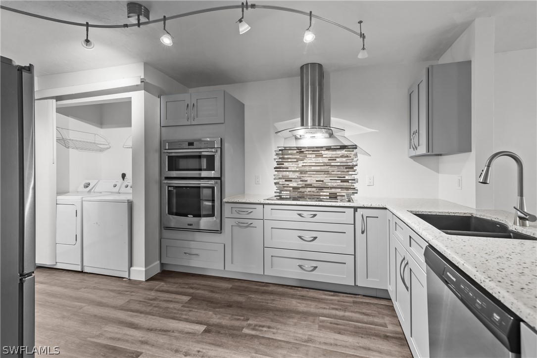 15456 Admiralty CIR 1