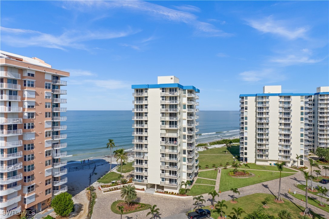 7360 Estero BLVD 1107