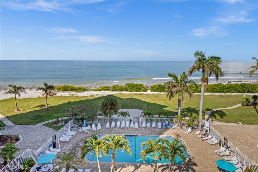 7360 Estero BLVD 1107