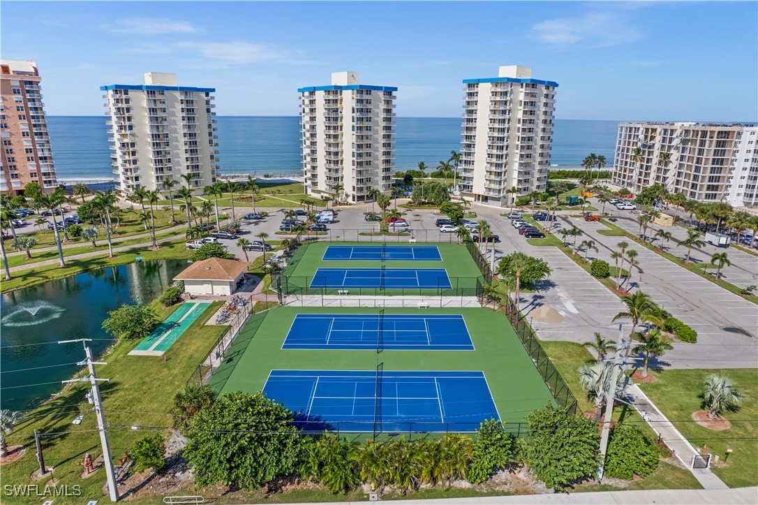 7360 Estero BLVD 1107